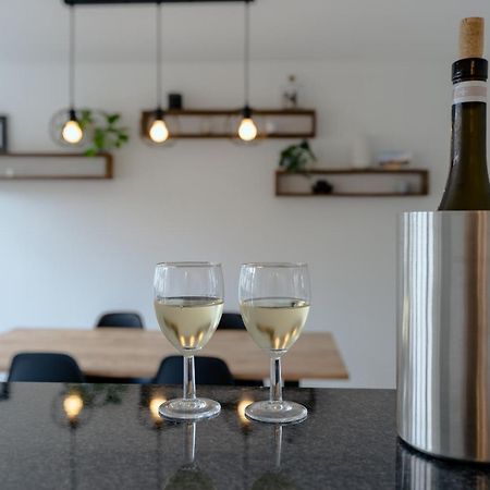 ביאל Apartment In The City Center With Free Parking מראה חיצוני תמונה